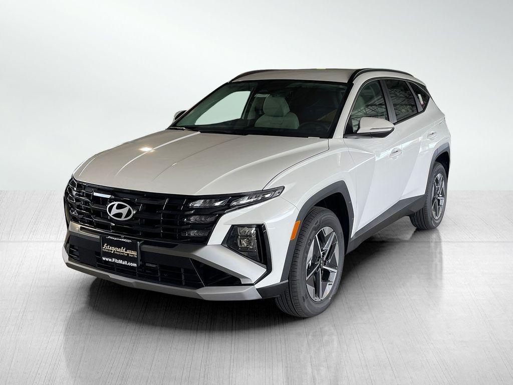 new 2026 Hyundai TUCSON Hybrid car, priced at $34,231