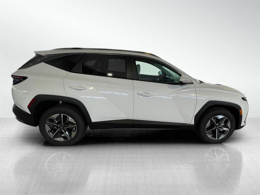 new 2026 Hyundai TUCSON Hybrid car, priced at $36,231
