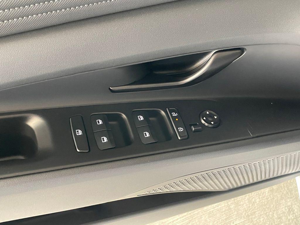 new 2025 Hyundai Elantra car, priced at $21,310