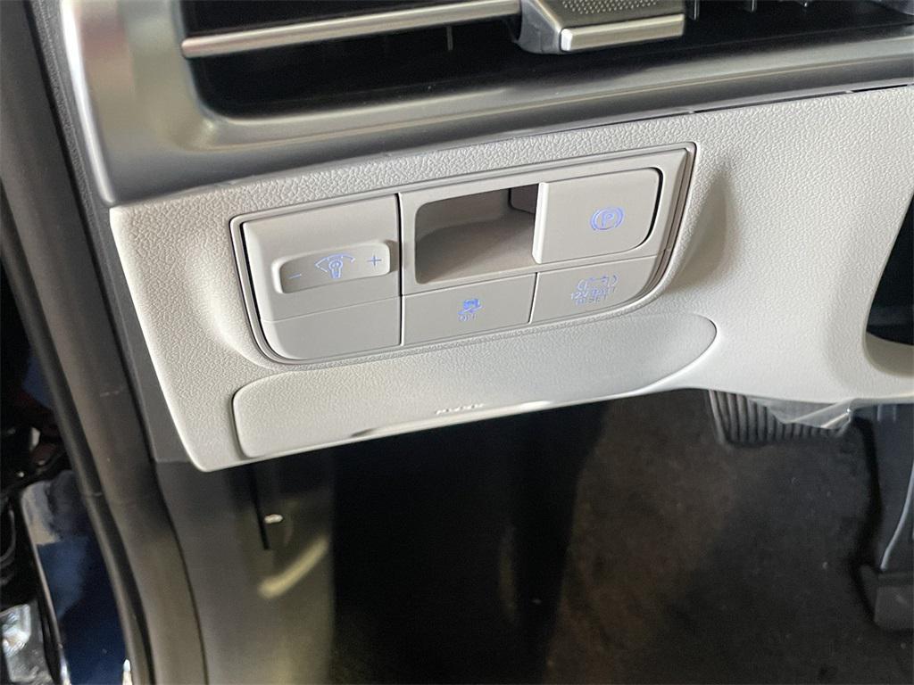 new 2026 Hyundai TUCSON Hybrid car, priced at $31,050