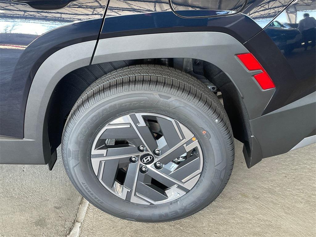 new 2026 Hyundai TUCSON Hybrid car, priced at $31,050