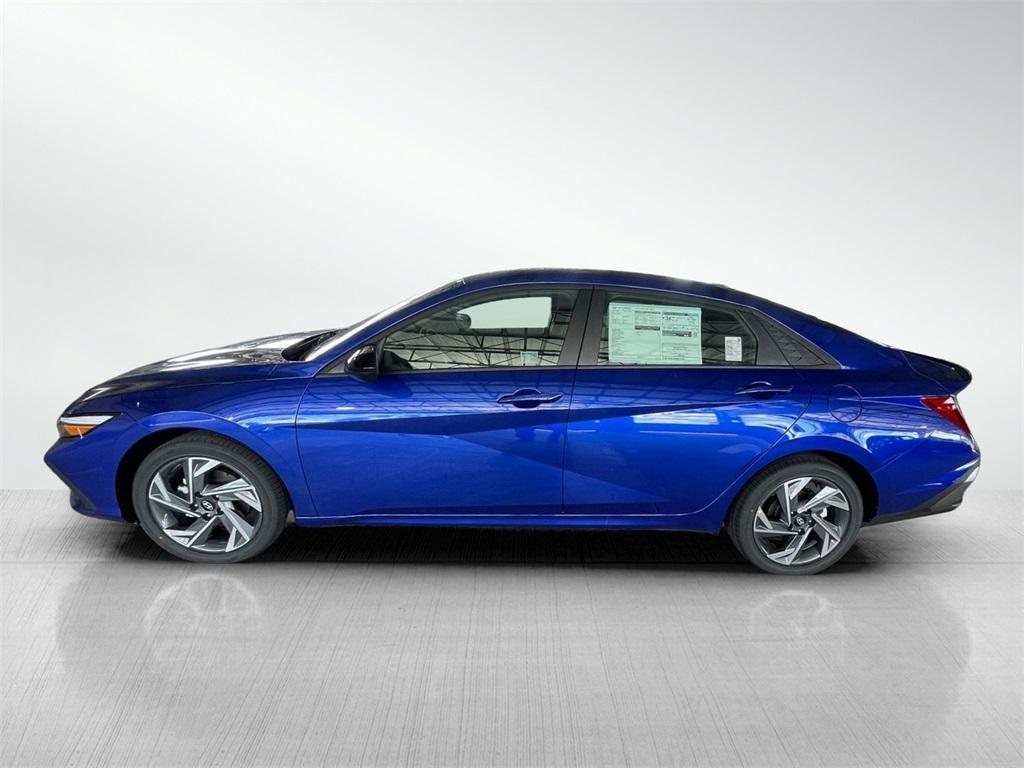 new 2025 Hyundai Elantra car, priced at $23,821