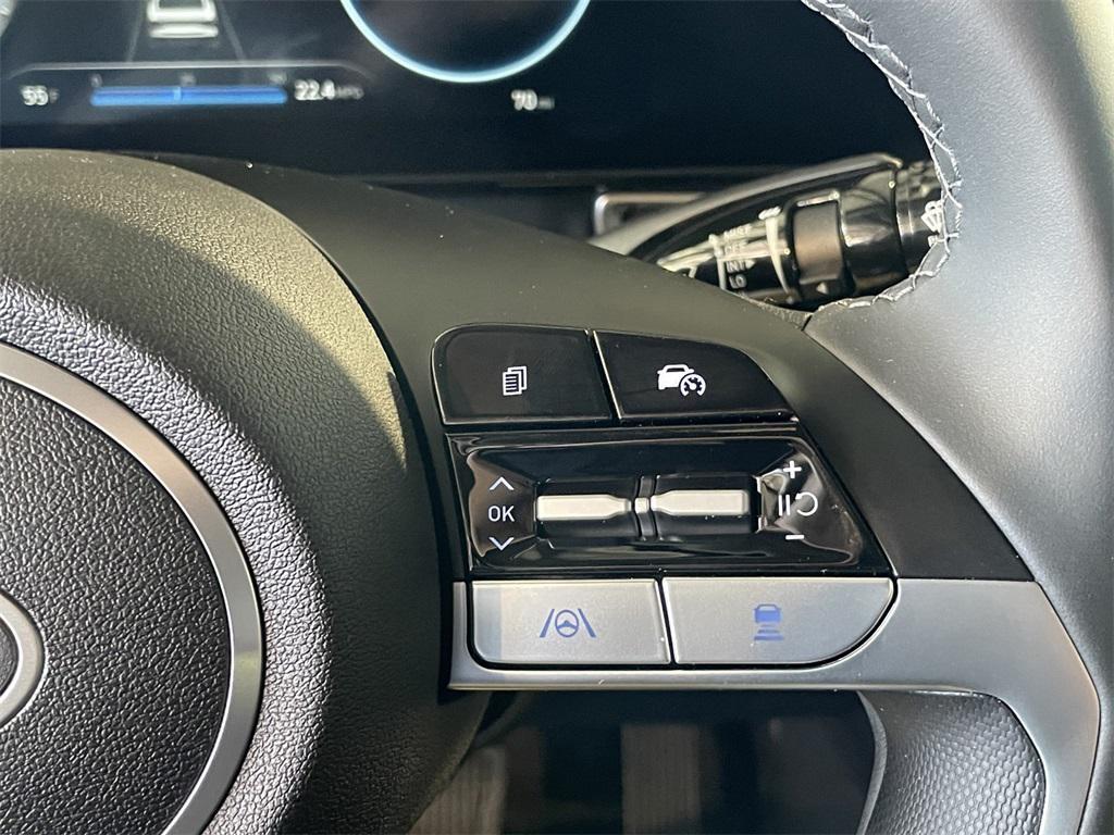 new 2025 Hyundai Elantra car, priced at $24,583