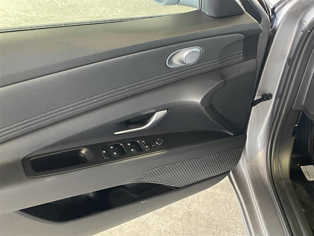 new 2025 Hyundai Elantra car, priced at $24,583
