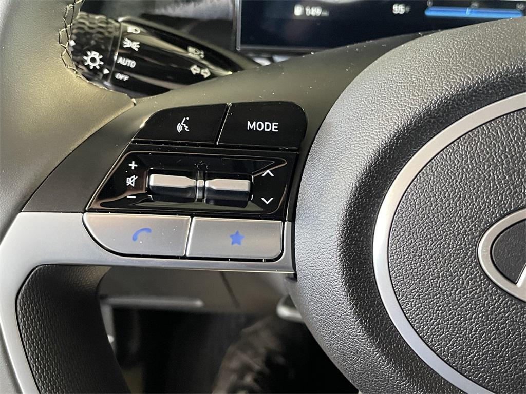 new 2025 Hyundai Elantra car, priced at $24,583