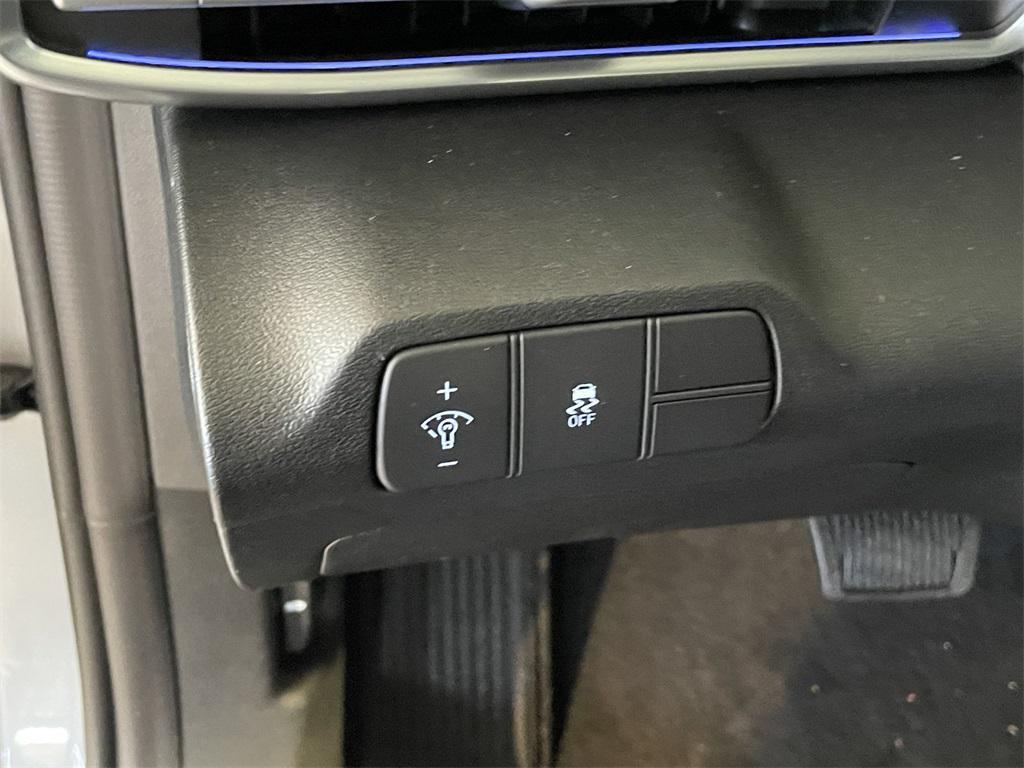 new 2025 Hyundai Elantra car, priced at $24,583