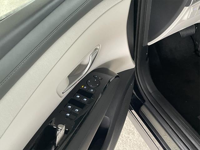 new 2025 Hyundai Tucson car, priced at $38,274