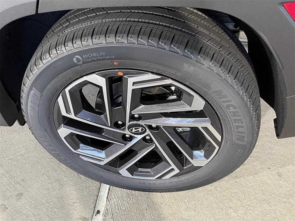 new 2026 Hyundai TUCSON Hybrid car, priced at $42,842