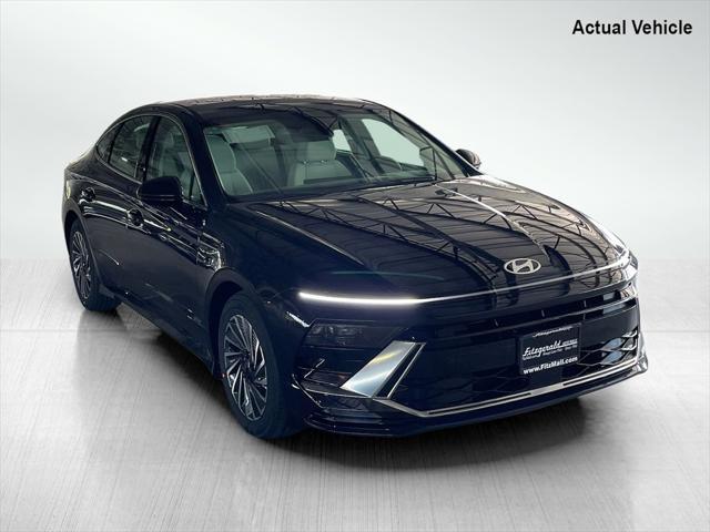 new 2025 Hyundai Sonata Hybrid car, priced at $31,093
