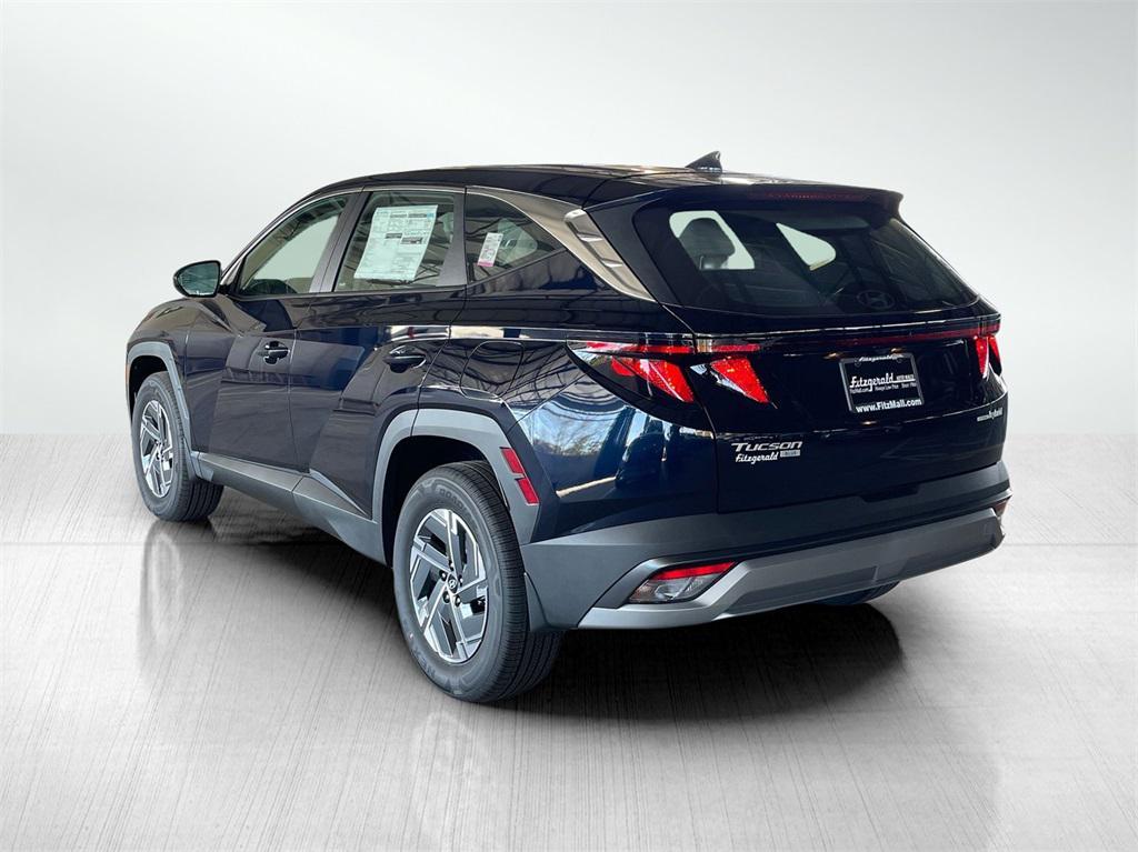 new 2026 Hyundai TUCSON Hybrid car, priced at $31,118