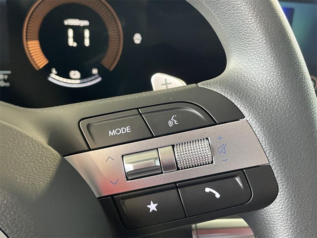 new 2026 Hyundai TUCSON Hybrid car, priced at $31,118