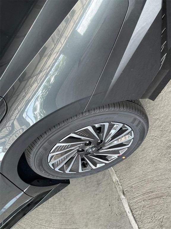 new 2025 Hyundai Sonata Hybrid car, priced at $30,622