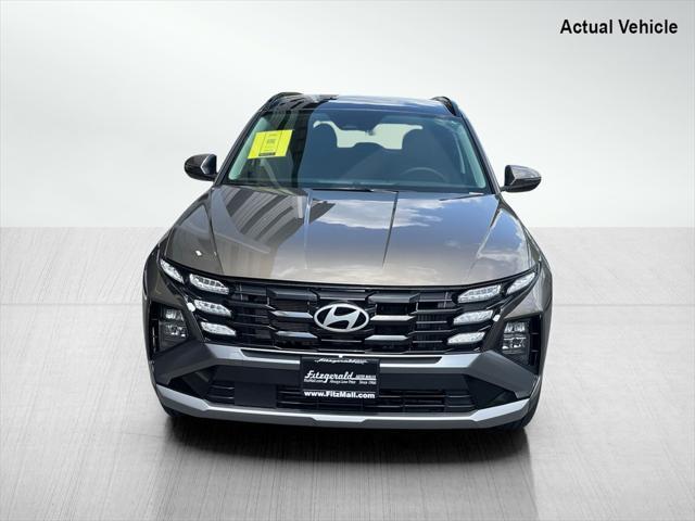 new 2025 Hyundai TUCSON Hybrid car, priced at $37,212