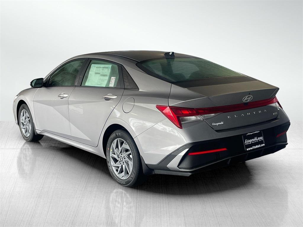 new 2026 Hyundai ELANTRA HEV car, priced at $26,138