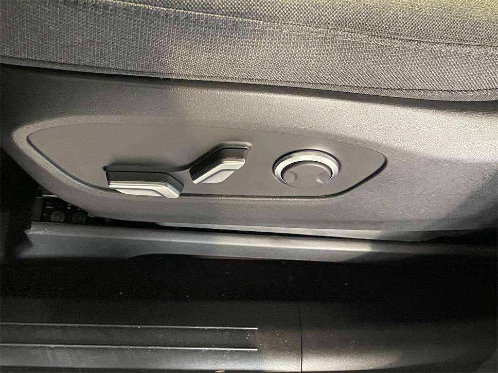 new 2026 Hyundai IONIQ 9 car, priced at $56,609