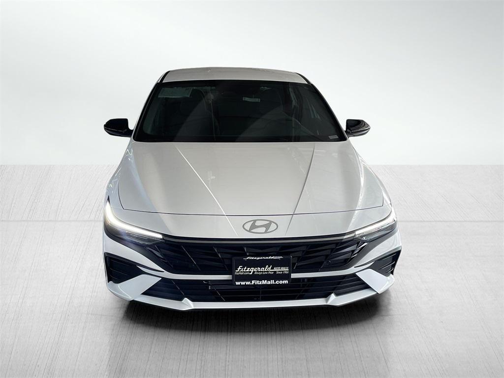 new 2025 Hyundai Elantra car, priced at $26,817