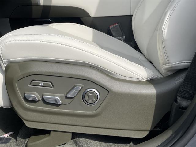 new 2025 Hyundai SANTA FE HEV car, priced at $49,254