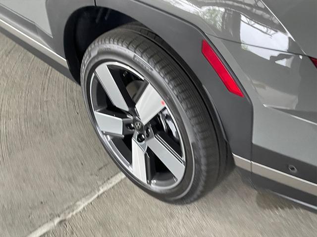 new 2025 Hyundai Santa Fe car, priced at $44,078