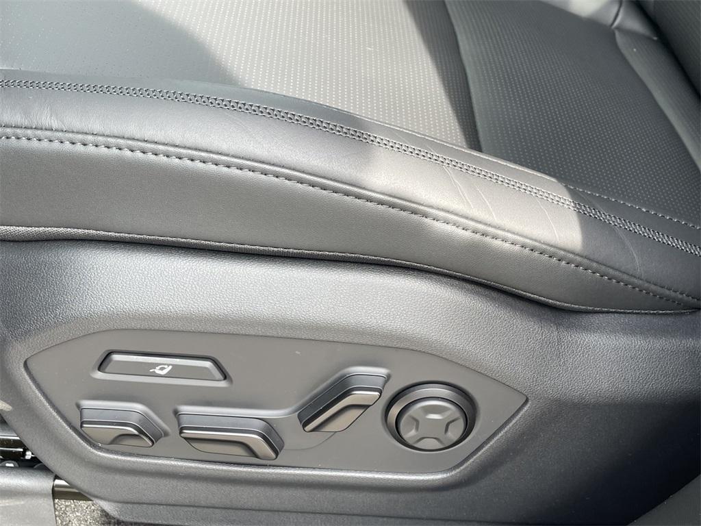 new 2025 Hyundai SANTA FE HEV car, priced at $45,835