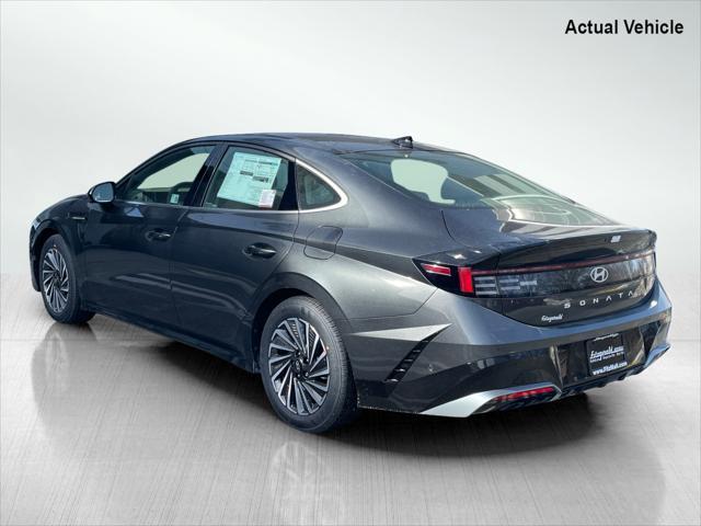 new 2025 Hyundai Sonata Hybrid car, priced at $38,457