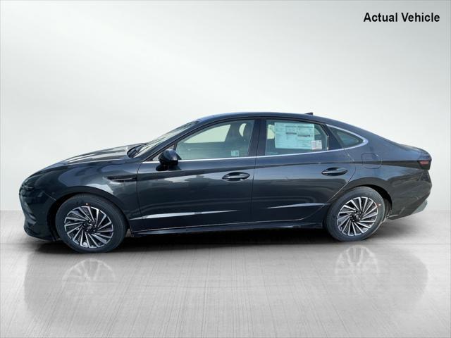 new 2025 Hyundai Sonata Hybrid car, priced at $38,457