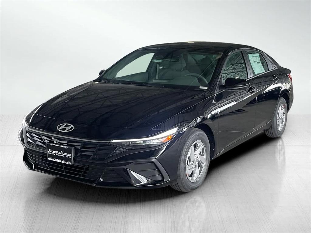 new 2025 Hyundai Elantra car, priced at $22,945