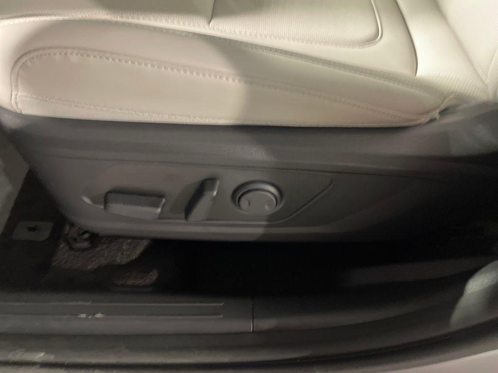 new 2026 Hyundai TUCSON Hybrid car, priced at $33,459