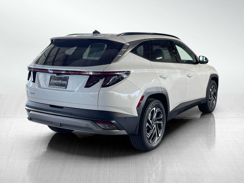 new 2026 Hyundai TUCSON Hybrid car, priced at $41,234