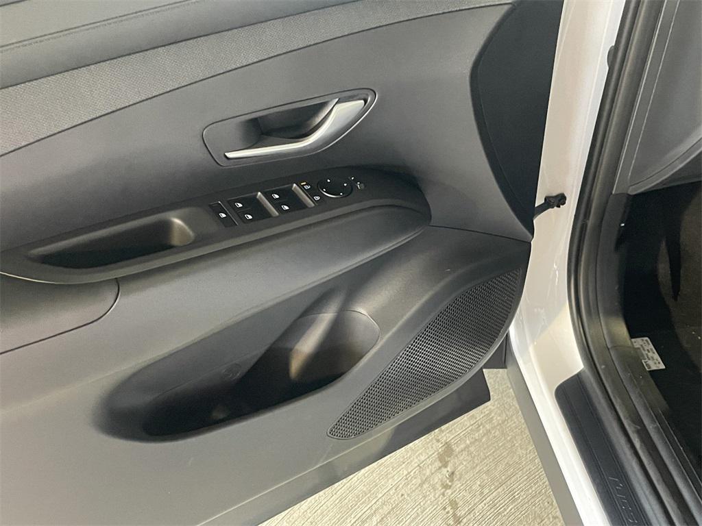 new 2026 Hyundai TUCSON Hybrid car, priced at $34,261