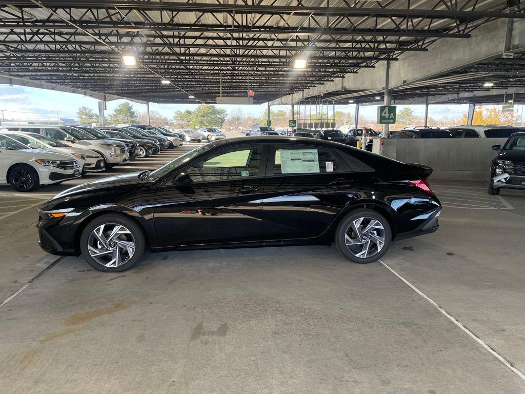 new 2025 Hyundai ELANTRA HEV car, priced at $23,571
