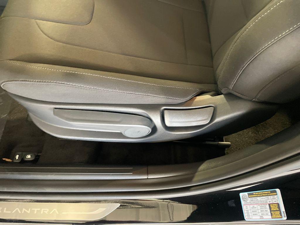 new 2025 Hyundai ELANTRA HEV car, priced at $23,571