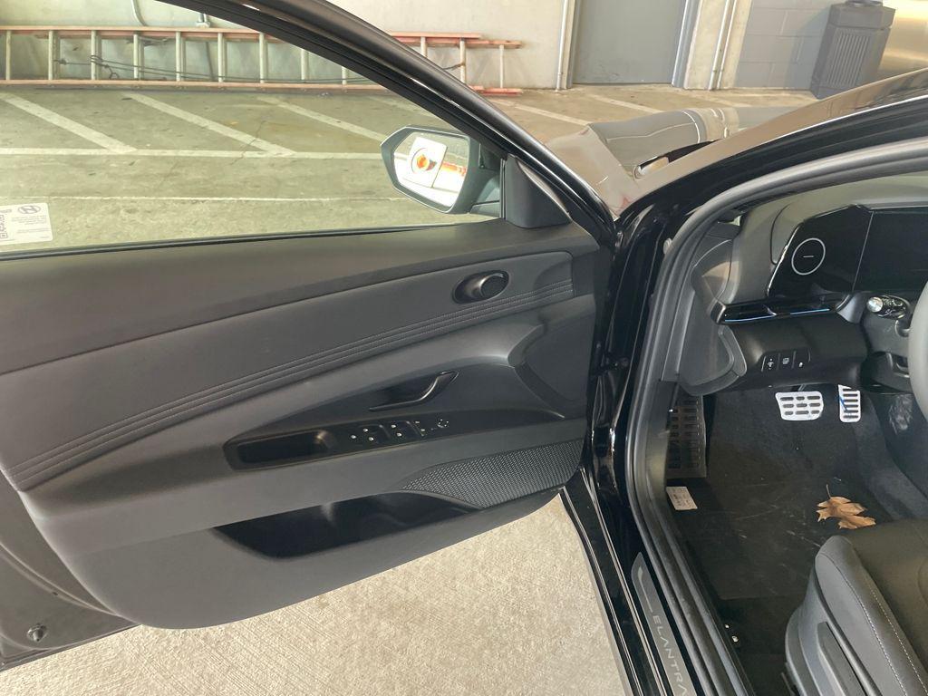 new 2025 Hyundai ELANTRA HEV car, priced at $23,571