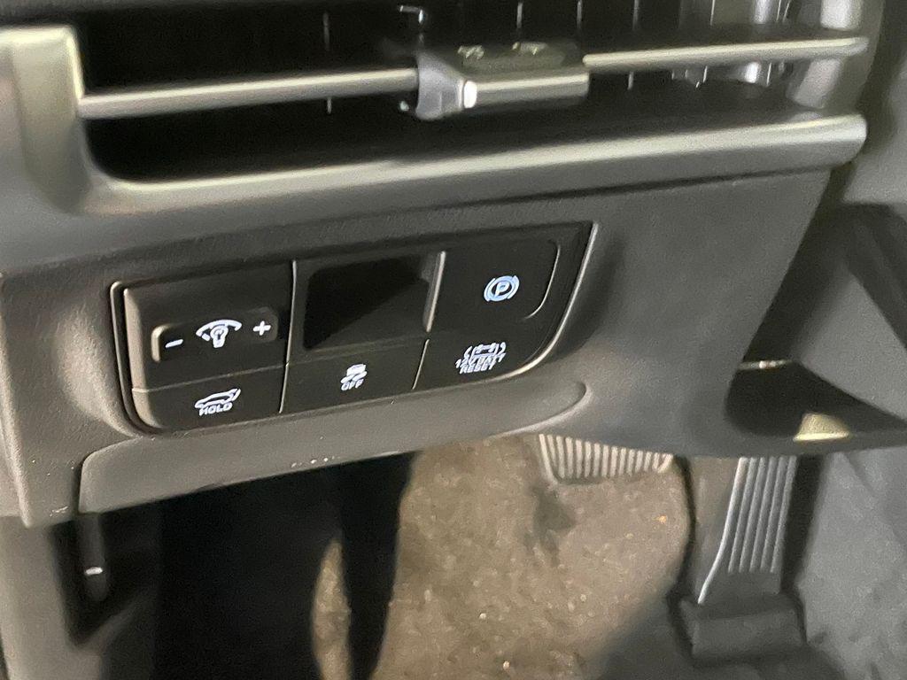 new 2026 Hyundai TUCSON Hybrid car, priced at $40,783