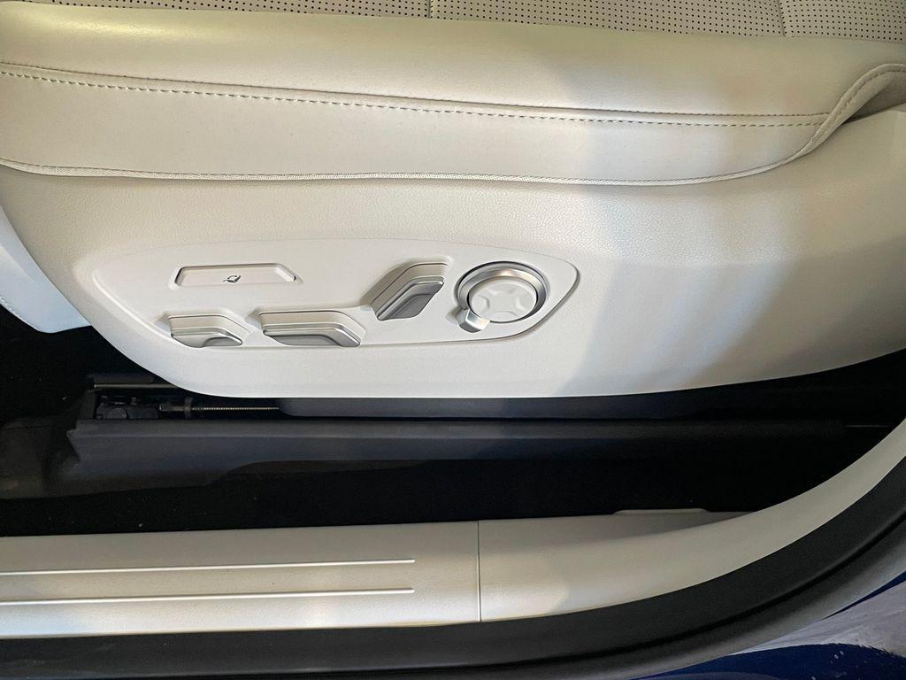 new 2026 Hyundai IONIQ 9 car, priced at $72,778