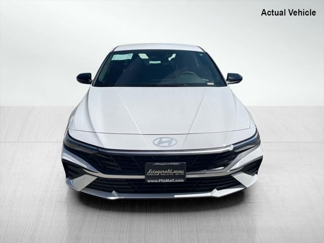 new 2025 Hyundai Elantra car, priced at $27,945
