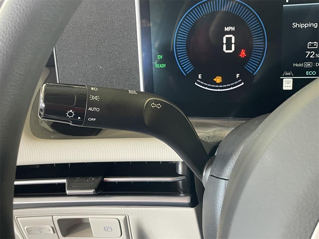 new 2026 Hyundai TUCSON Hybrid car, priced at $31,050