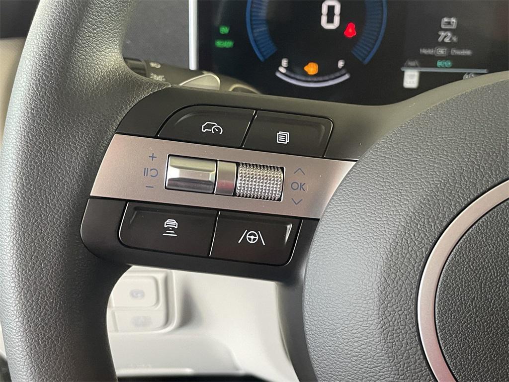 new 2026 Hyundai TUCSON Hybrid car, priced at $31,050