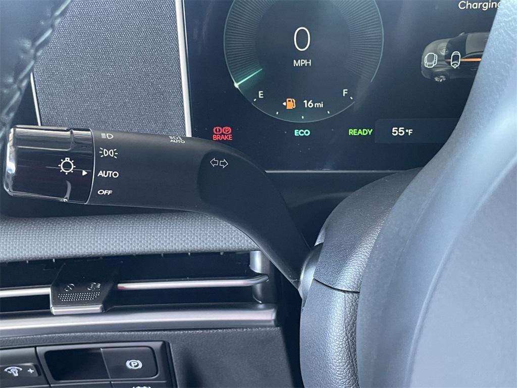 new 2026 Hyundai TUCSON Hybrid car, priced at $33,772