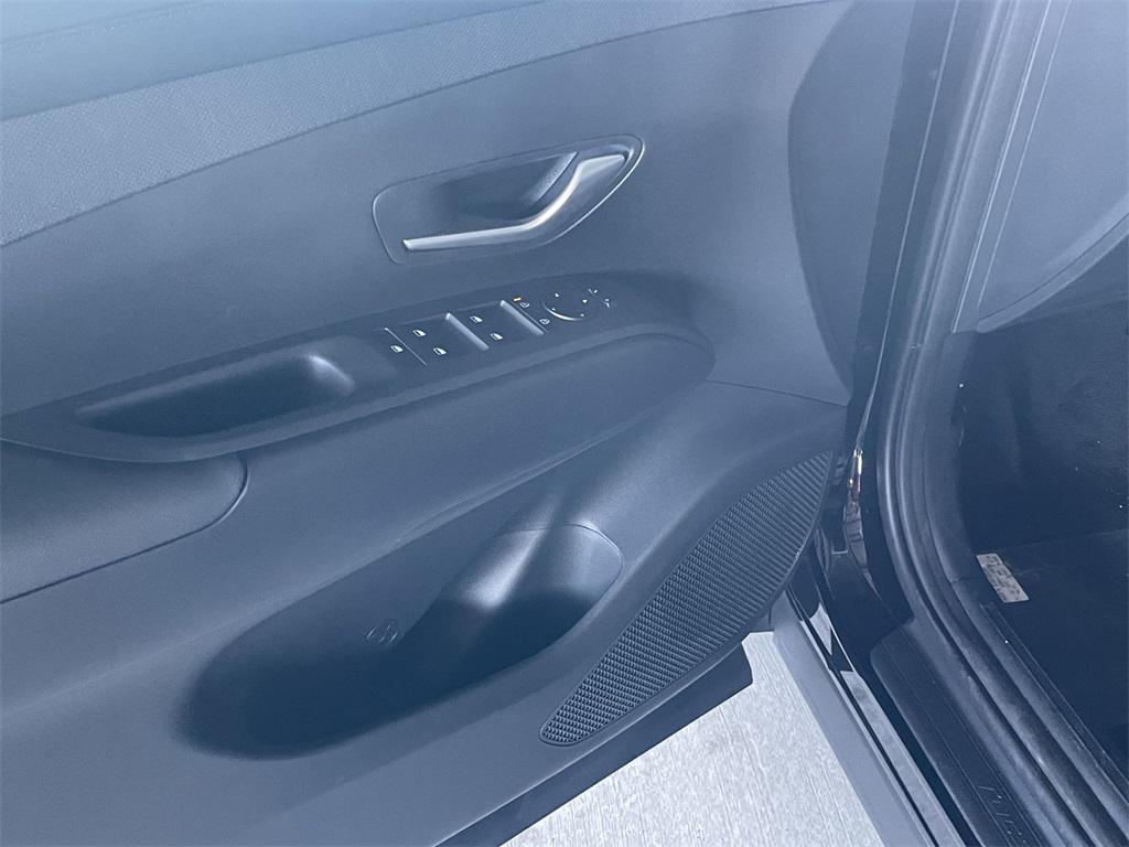 new 2026 Hyundai TUCSON Hybrid car, priced at $33,772