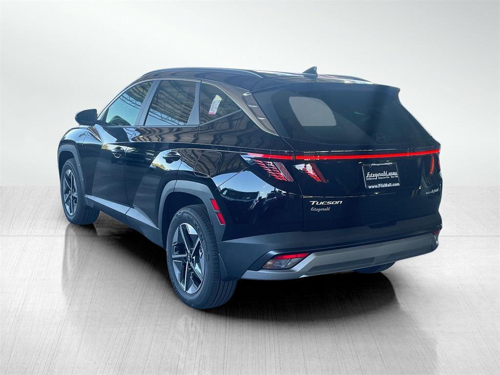 new 2026 Hyundai TUCSON Hybrid car, priced at $33,772