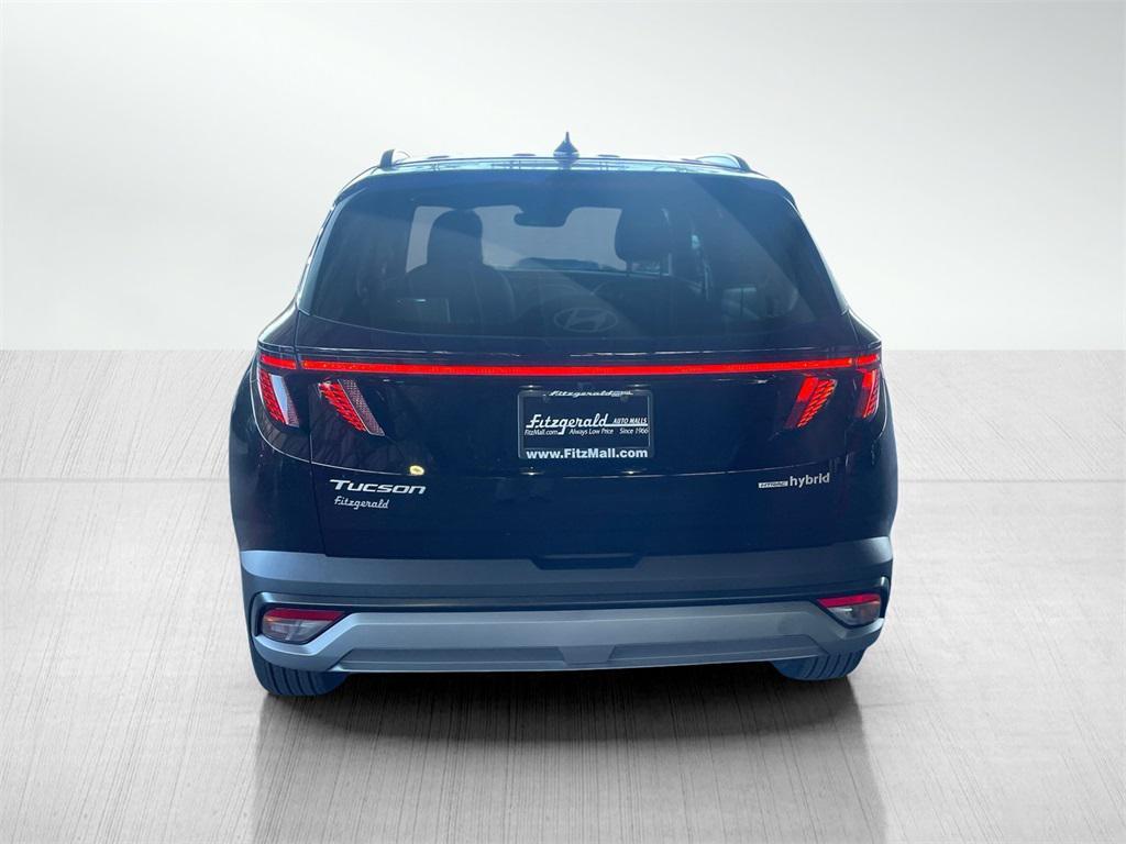 new 2026 Hyundai TUCSON Hybrid car, priced at $33,772