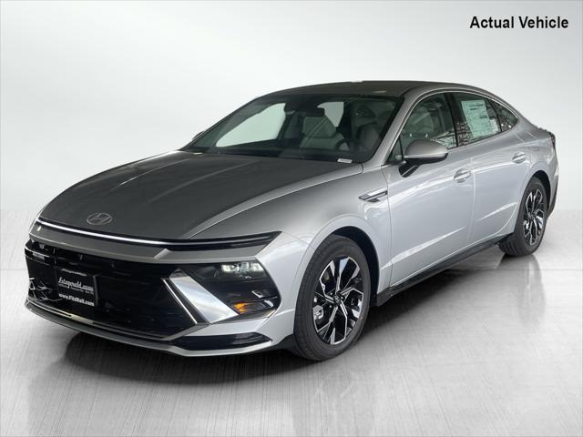 new 2024 Hyundai Sonata car, priced at $29,200