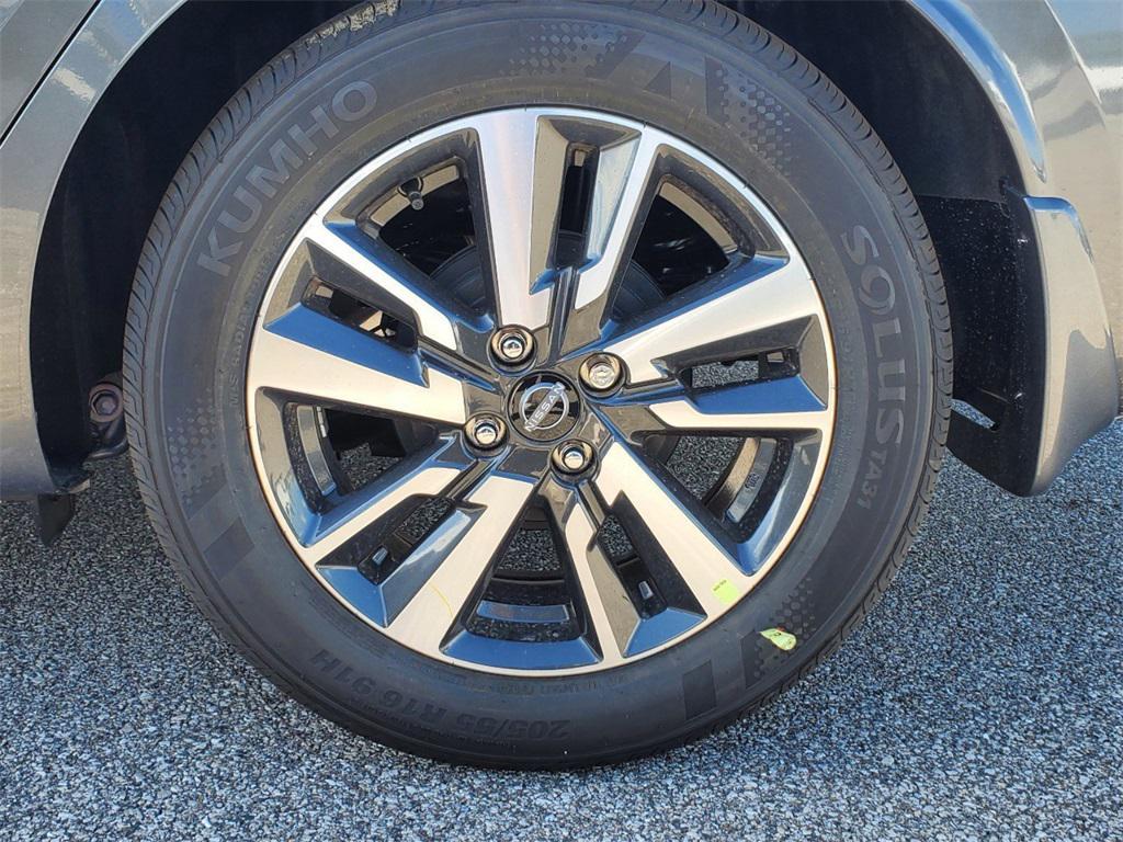 new 2025 Nissan Versa car, priced at $21,872