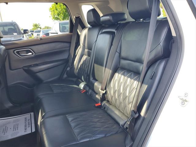 used 2022 Nissan Rogue car, priced at $22,998