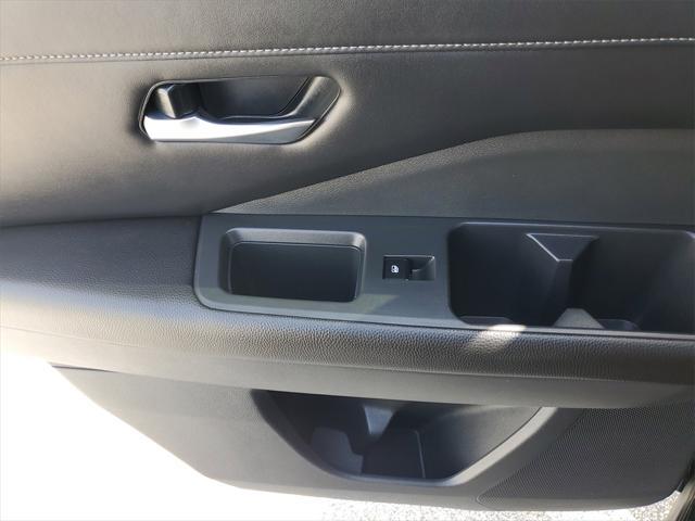 used 2024 Nissan Pathfinder car, priced at $34,999