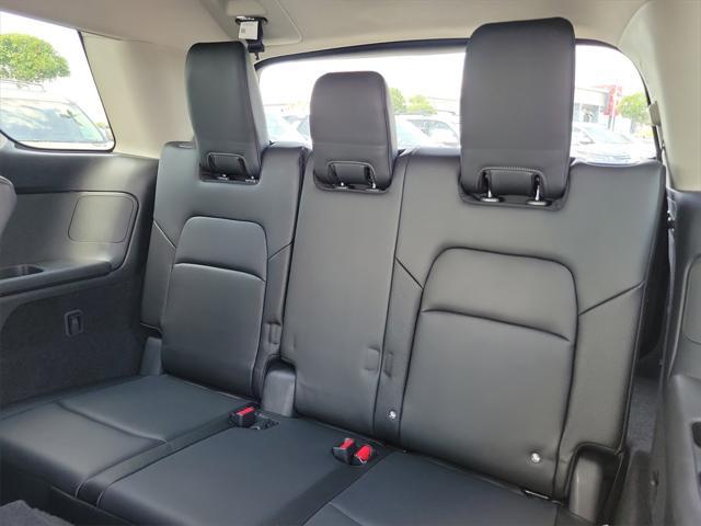 new 2025 Nissan Pathfinder car, priced at $41,591