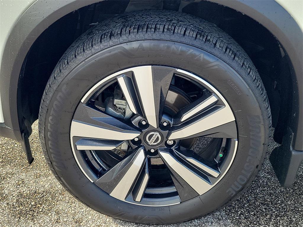 used 2021 Nissan Rogue car, priced at $23,883