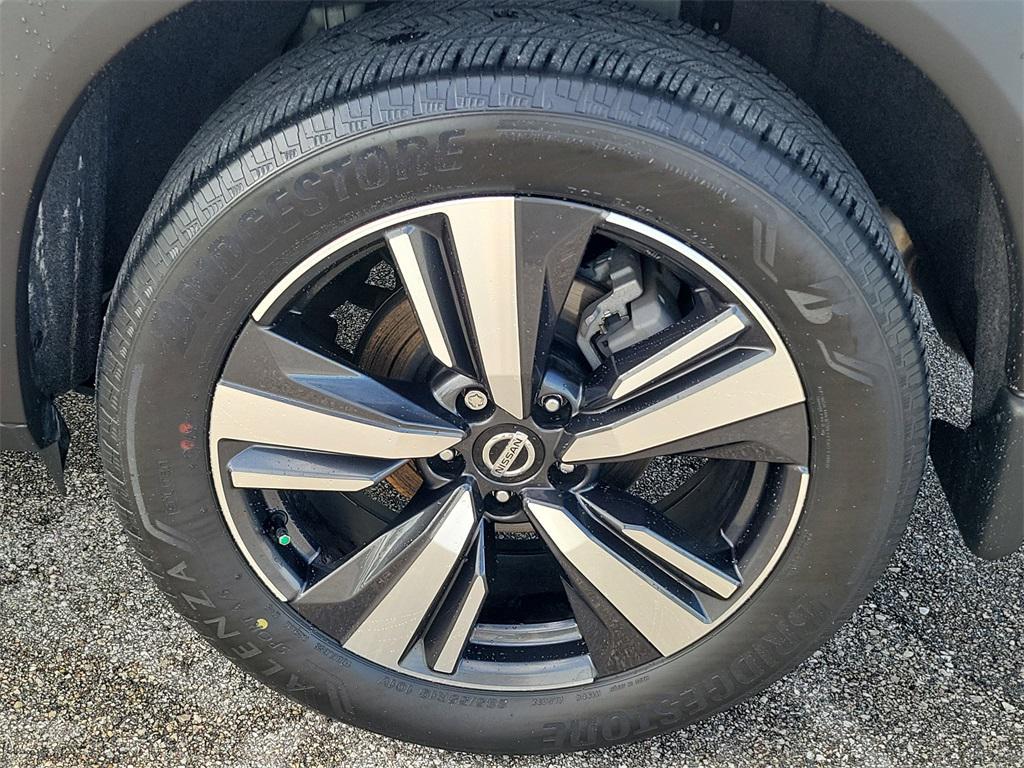 used 2021 Nissan Rogue car, priced at $23,883