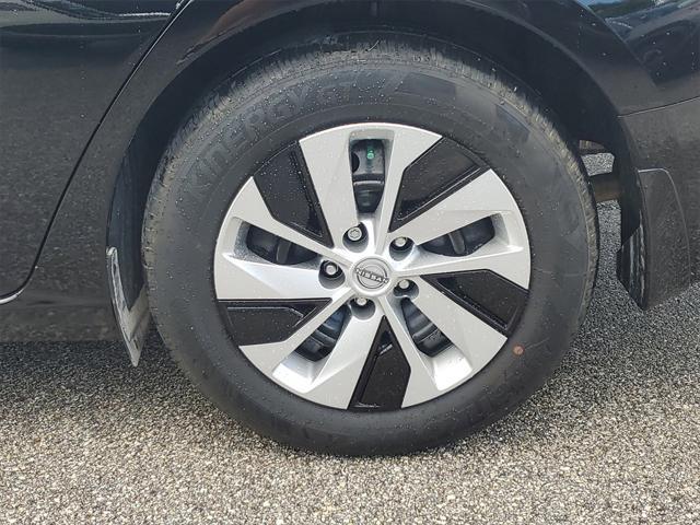 used 2023 Nissan Altima car, priced at $17,998