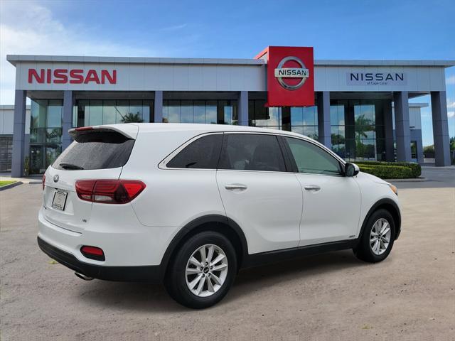 used 2019 Kia Sorento car, priced at $12,888